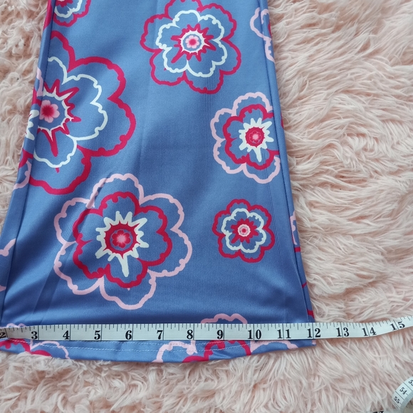 Bellbottom leggings! Y2k revival flower power retro print silky fit&flares - Picture 6 of 7